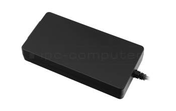 Tongfang GM5AGxW cargador 230 vatios de Chicony
